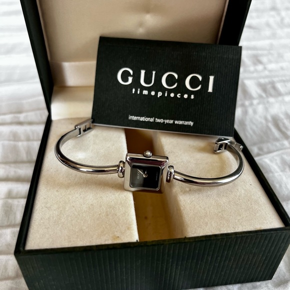 Gucci watch - Picture 2 of 7